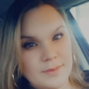 Meet your Posher, Lynette